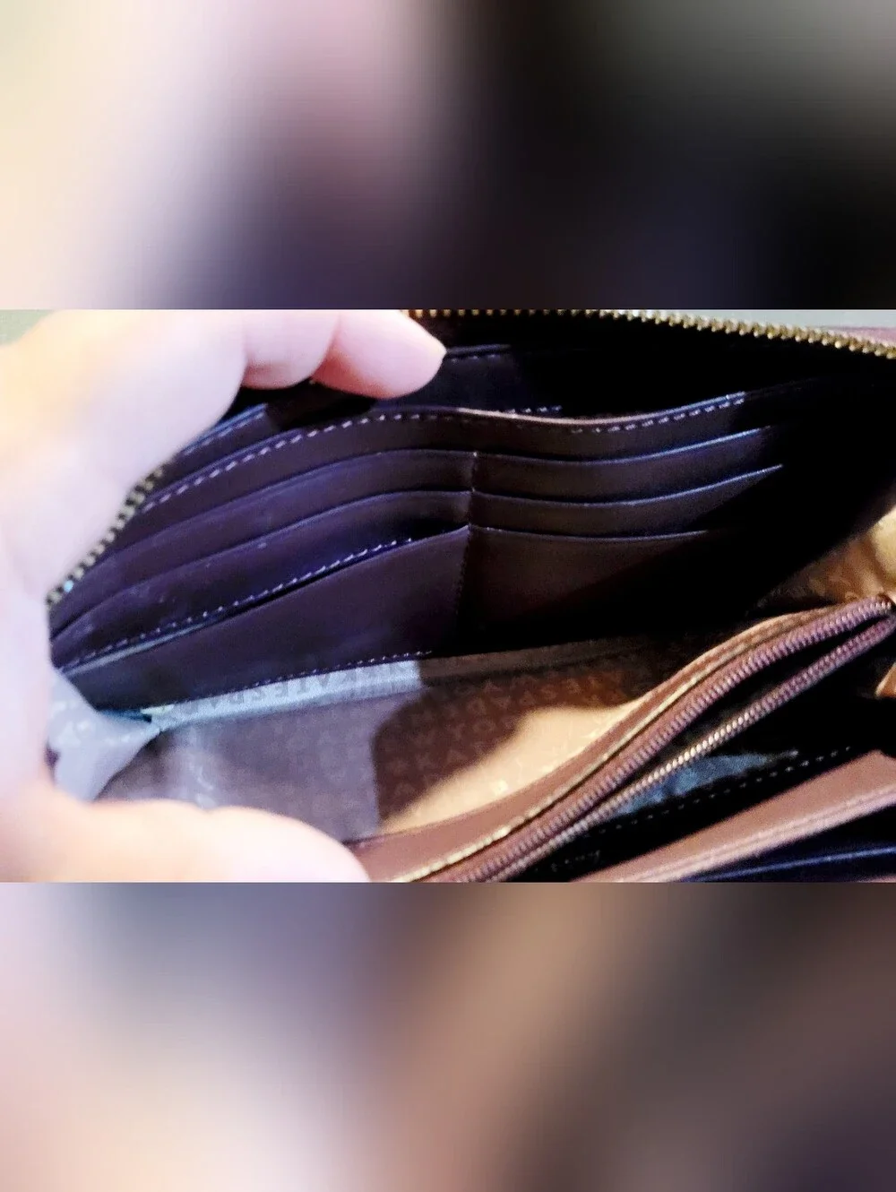 Kate Spade Zip Around Wallet